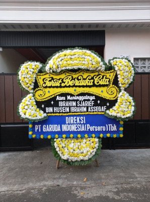 Papan Bunga Duka di Kikim Barat