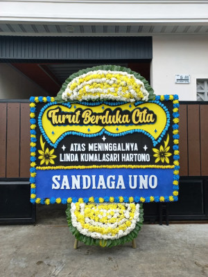 Papan Bunga Duka di Kikim Barat